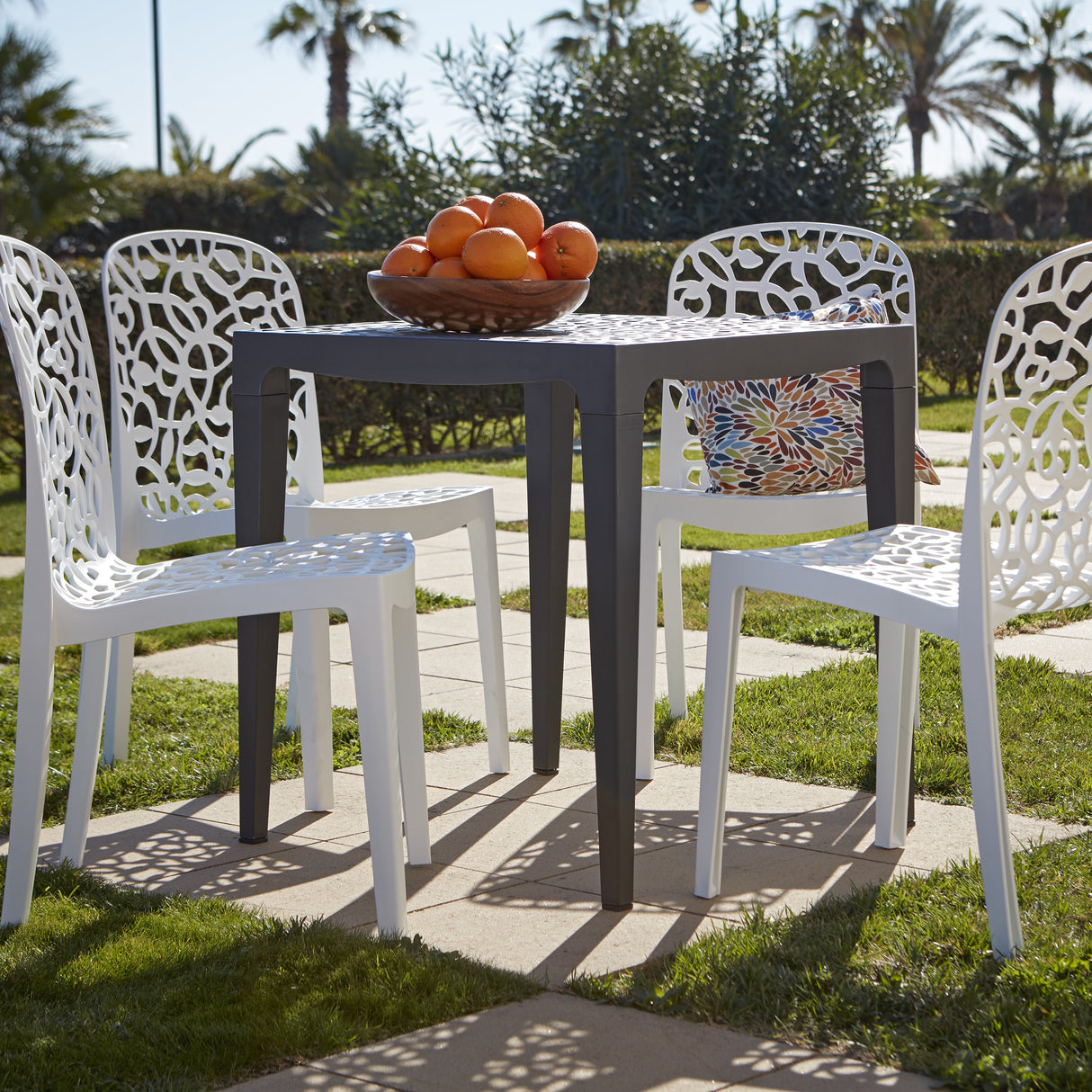 Pack of 6 Flora Chairs Made from Recycled Plastic | Sustainable and Durable Design