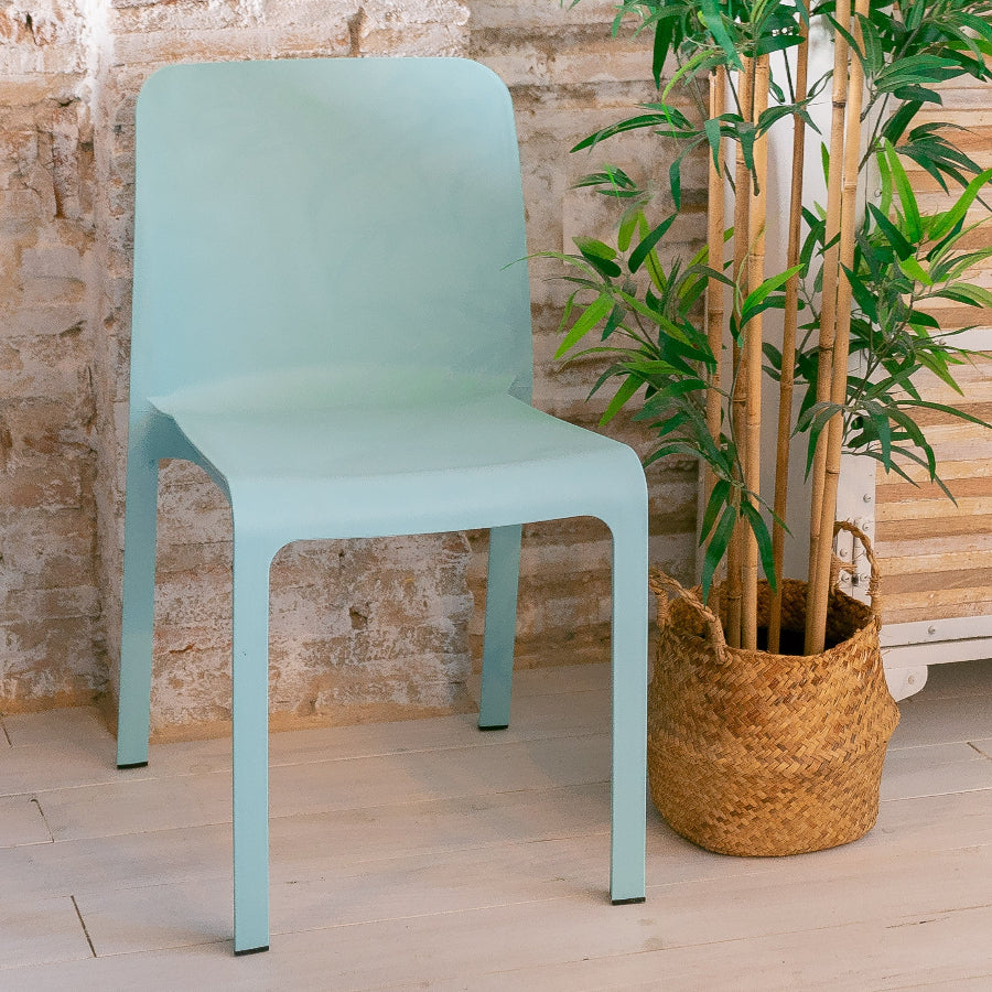Pack of 6 Grana Chairs Made from Recycled Plastic | Durability and Comfort