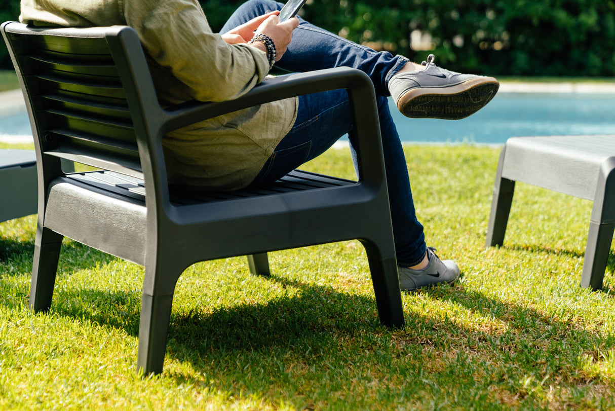 Conjunto de Jardín de Plástico Inyectado - Miami Tête-à-Tête | Diseño Elegante y Resistente