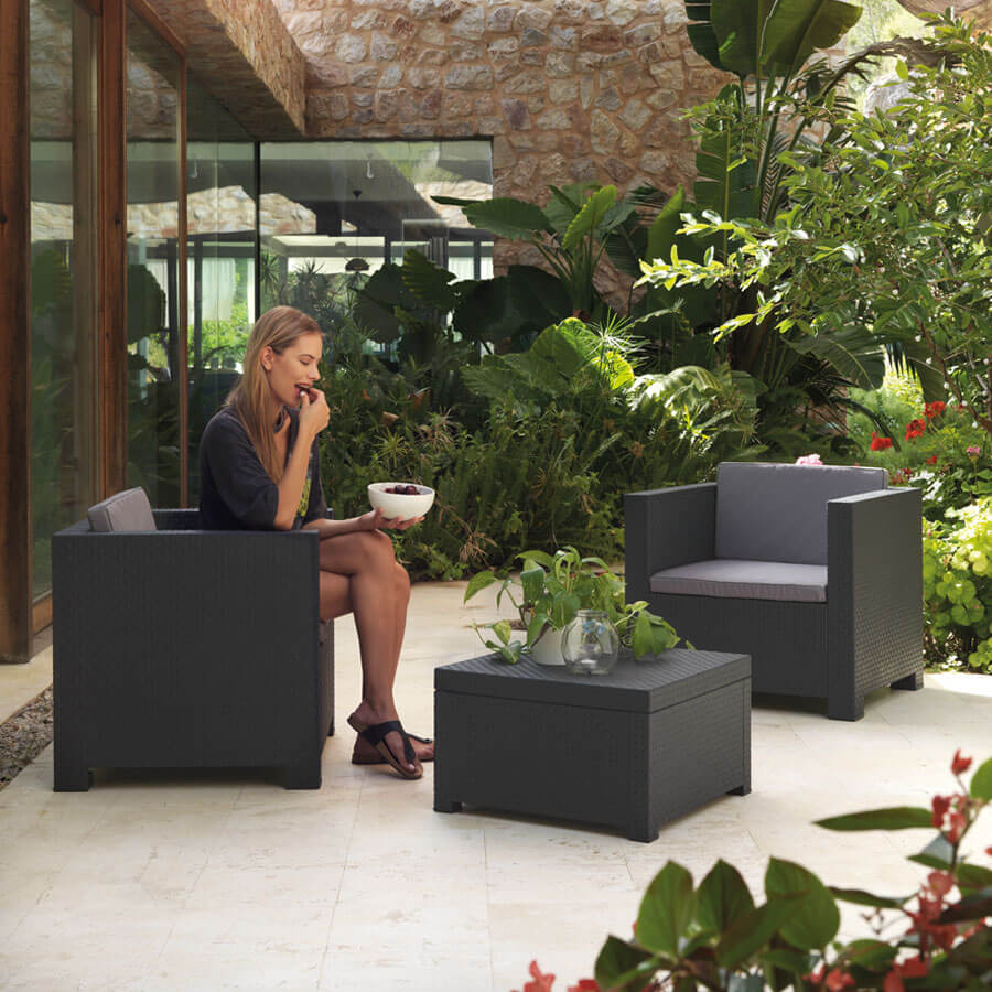 Conjunto de Jardín de Plástico Reciclado - Diva Tête-à-Tête | 2 Sillones y Mesa para Exterior